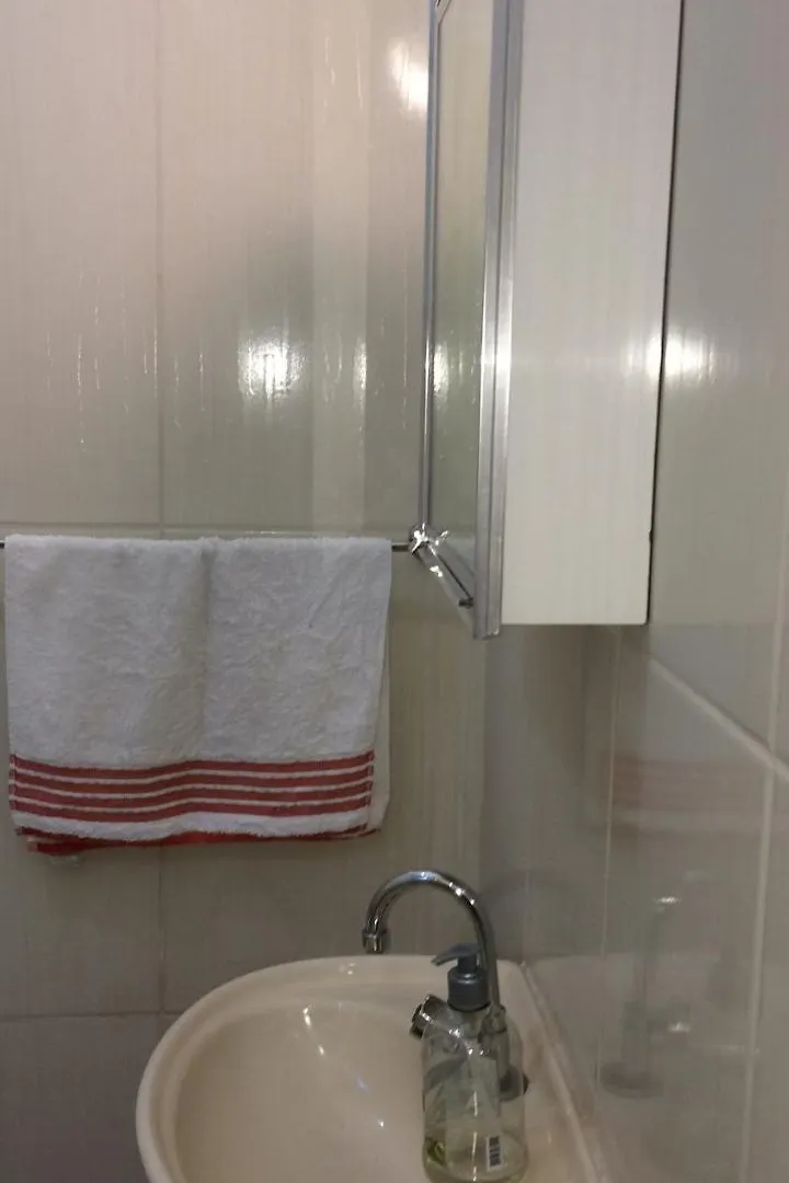 Proximo Ao Consulado - Quarto Inteiro Porto Alegre